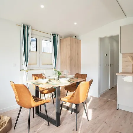 Ostseecamp Sandburg 펜션 샬베우츠